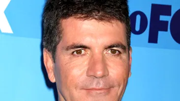 Simon Cowell le da bani fostelor iubite! VEZI AICI de ce