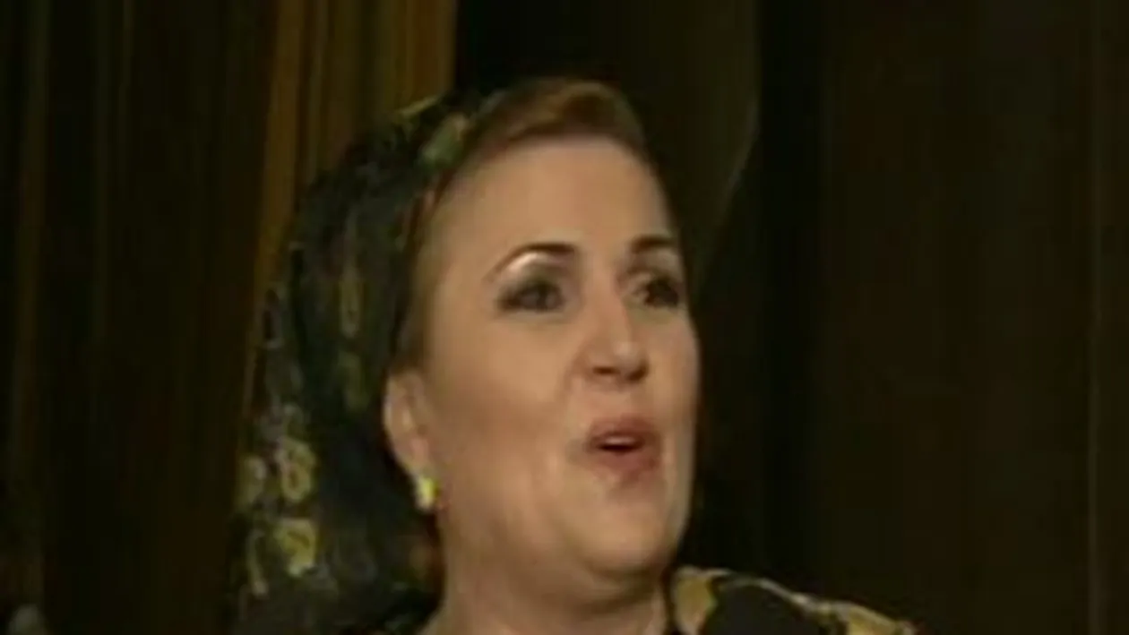 Nicoleta Voica: Nu trebuie sa-mi schimb silicoanele desi le am de 20 de ani