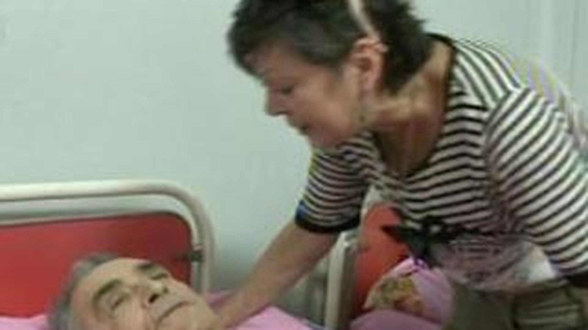 La doar doua zile dupa operatie, Iurie Darie se simte mult mai bine! Afla cand va iesi din spital