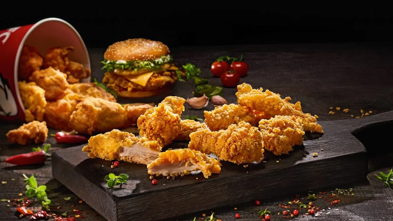 Decizia radicală luată de KFC. Cum se va produce celebrul pui servit în restaurante