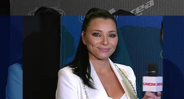 Toți o fac, doar Corina Caragea se abține: “Nu aș vrea să intru în hora asta!”