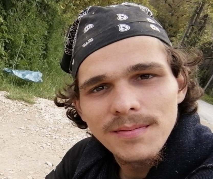 Răzvan speră ca mesajul lui emoționant să ajungă la cea care i-a dat viață