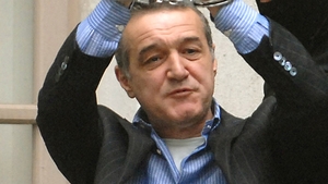Primele imagini cu Gigi Becali in LIBERTATE! Ce a facut patronul Stelei astazi