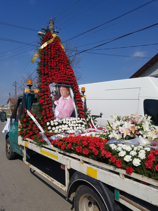 Nicu Maharu a fost condus pe ultimul drum