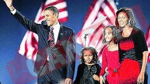 Il tine sub papuc pe Obama