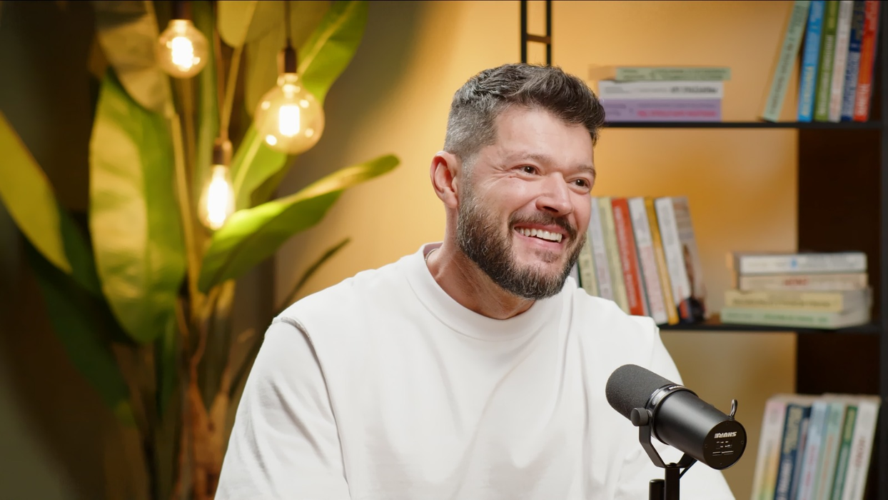 Victor Slav a răbufnit în fața lui Bogdan Vlădău. S-a lăsat cu plâns: ”Durerea îți provoacă cicatrici”