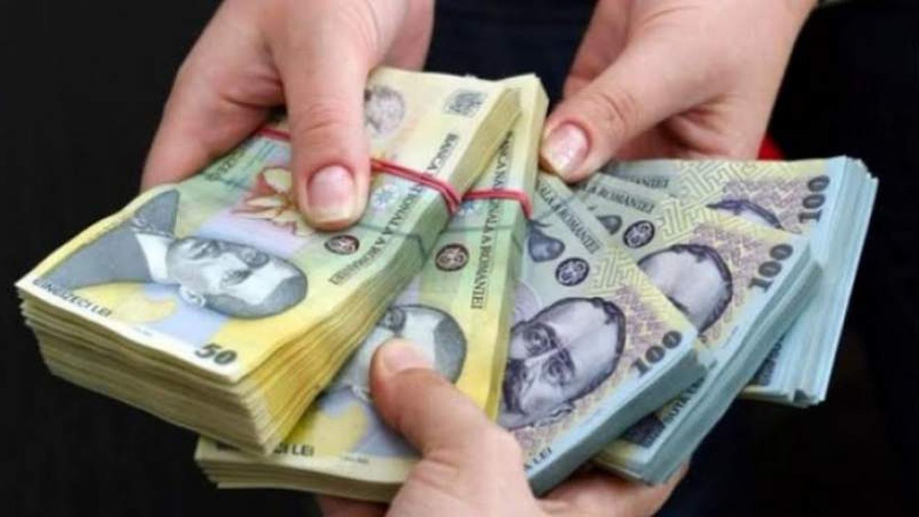 3.000 de lei pentru fiecare elev care a obținut nota maximă la BAC. “Ne faceți mândri!”