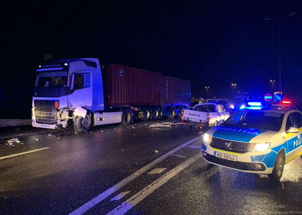 Accident cu multiple victime pe A3, zona Ștefăneștii de Jos. Au fost solicitate patru ambulanțe | FOTO + VIDEO