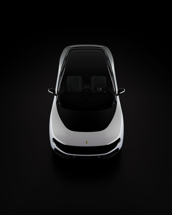 Record pe piaţa auto! Primul Ferrari Luce a fost vândut la licitaţie cu 40.000.000 de dolari