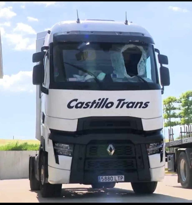 Așa arăta după tragedie TIR-ul condus de Gheorghe