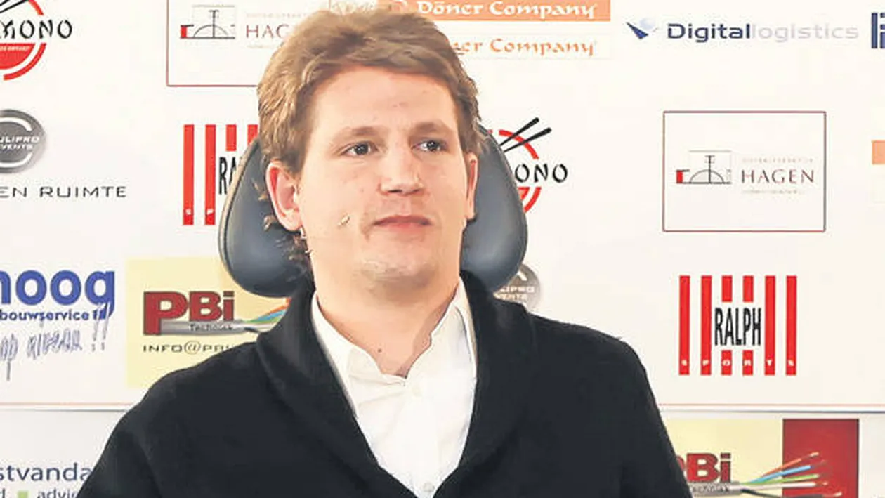 Vă arătăm imaginile emoţionante cu fostul stelist şi… Ea este singura femeie care i-a rămas fidelă lui Neşu!