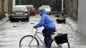 Inundatiile au facut ravagii in Italia, Marea Britanie si Irlanda. Vezi imaginile prapadului!