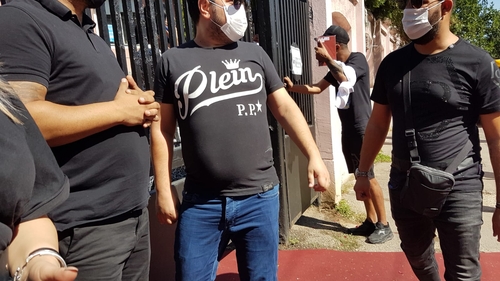 Imagini fabuloase de la înmormântare! Cum este plâns Emi Pian de sute de interlopi! Drumul până la groapă VIDEO