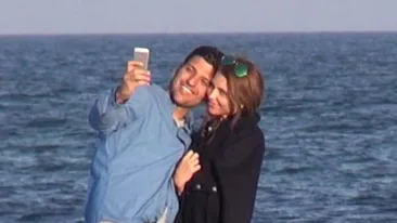 S-a rupt lantul de iubire? Cristina Sucu a fost scoasa in oras de sotul ei, dar tratata cu indiferenta