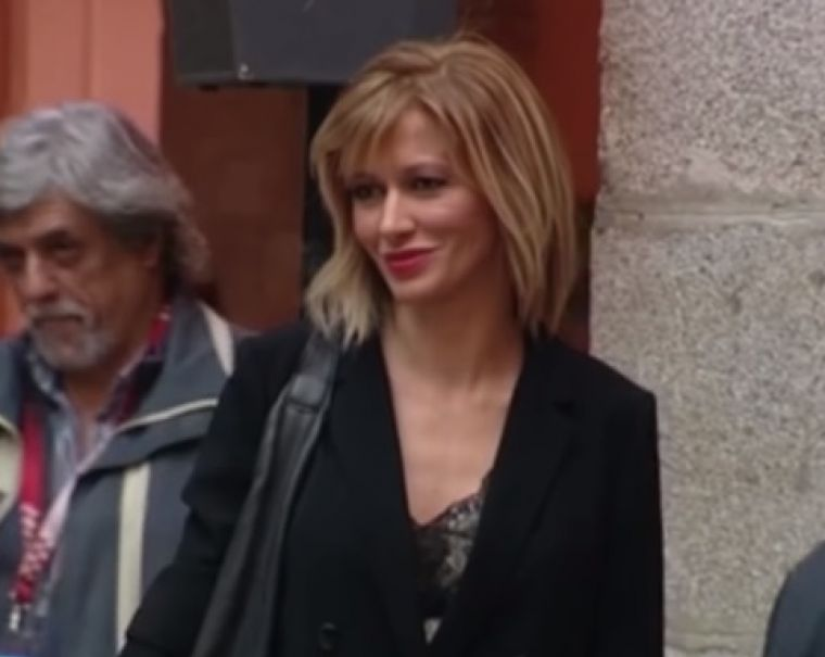 Șocant! O prezentatoare TV a aflat în direct că sora ei a murit