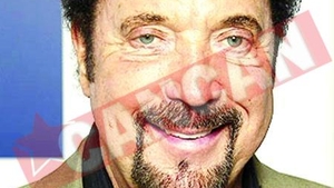 Tom Jones nu stie sa foloseasca internetul