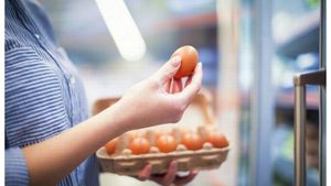 O femeie a găsit o metodă ingenioasă de a se răzbuna pe cel care i-a furat mâncarea. Reacția hoțului a stârnit hohote de râs