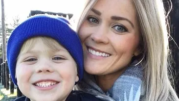 Incredibil ce a păţit o tânără care obişnuia să se bronzeze la solar. Nu vei mai vrea bronz după ce vei afla ce s-a întâmplat FOTO