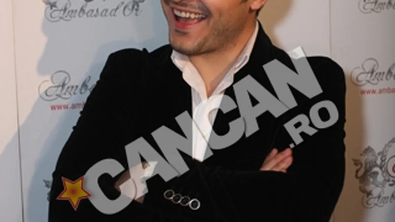 Liviu Varciu o cauta pe Adelina Pestritu in fiecare femeie!  Vezi cum arata cea mai noua cucerire a cantaretului!