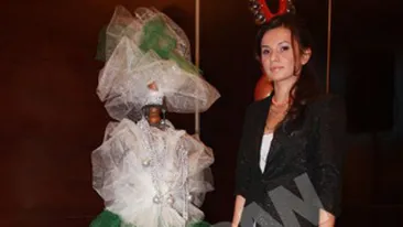 Mirela Stelea, designer la Festivalul Brazilor de Craciun! Vezi cum arata bradutul pe care il va vinde pentru a ajuta copiii in dificultate!