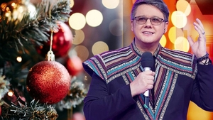 CANCAN.RO a împodobit bradul cu Fuego. “N-ar strica să fim mai puțin ranchiunoși”