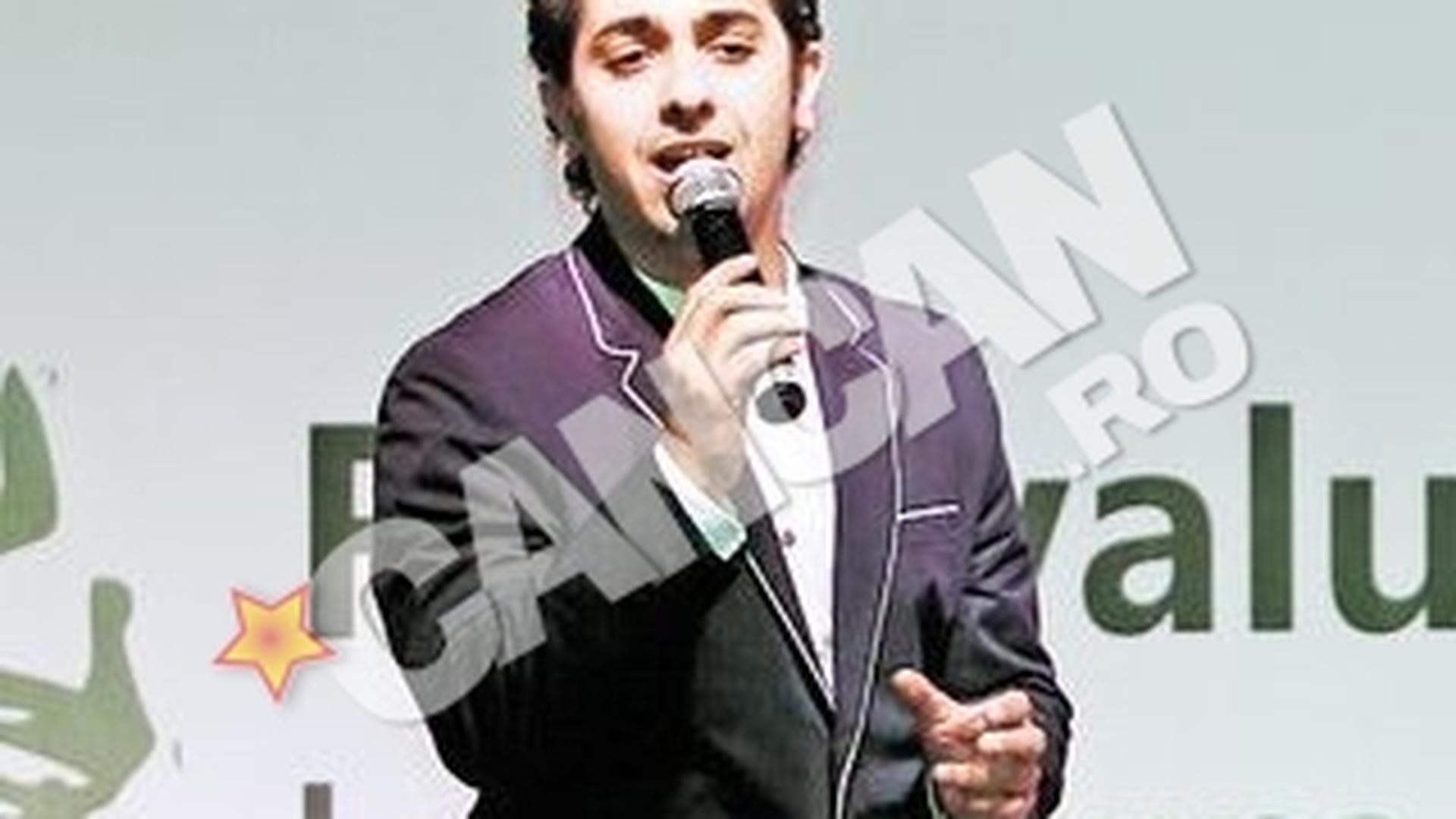 Valentin Dinu de la "Romanii au talent" a renuntat la lupta pentru custodia copilului: "Fiul meu locuieste cu mama lui si actualul ei sot"