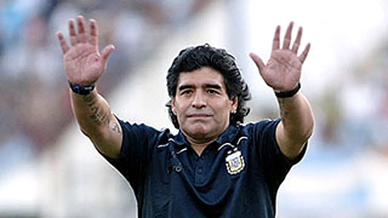 Maradona: Visez sa antrenez la Napoli!