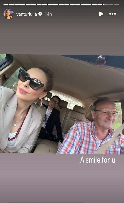 Iulia Vântur și părinții ei / Foto: Instagram