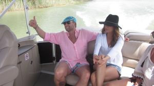 CĂTĂLIN BOTEZATU şi TANIA BUDI, din nou, împreună! Au petrecut împreună o vacanţă de vis: ”Este greu să uiţi o femeie că ea!”