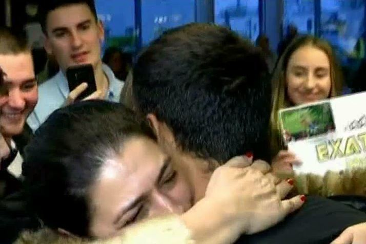 Cum arată iubita lui Bogdan de la “Exatlon”! Bruneta l-a aşteptat la aeroport şi…