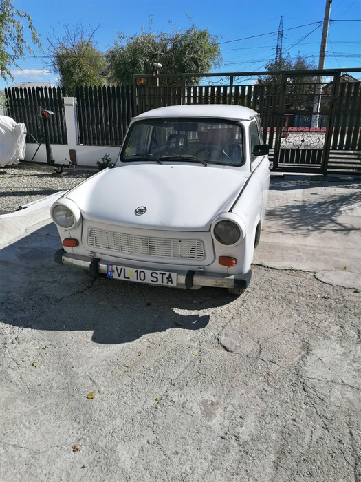 Nu este o eroare! Cu câți lei se vinde un Trabant din anul 1987, acum, în octombrie 2022