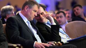 Klaus Iohannis avertizează, după ce a crescut numărul infectărilor cu noul coronavirus! ”Revenim la starea de urgență!”
