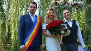 Fratele Alessandrei Stoicescu, chirurg în Baia Mare, s-a căsătorit în weekend