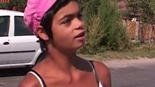 VIDEO DE RUSINE Adevaratul motiv pentru care nu se ia bacul! Eleva in clasa a 6-a : "Mie imi place sa invat. Pe 'J' nu il stiu ca nu mi-a dat mie doamna d' astea, da' il stiu pe 'A' si un pic din 'M'"