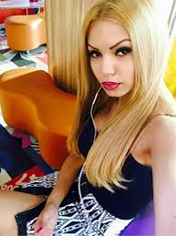 E doar o amintire a divei care defila la brațul lui Nicolae Guță! Beyonce de România s-a îngrășat și nu se mai aranjează deloc