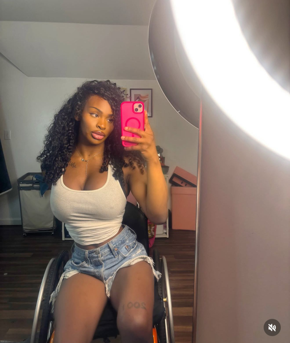 Milan, influencerița paralizată, cu o poveste de viață impresionantă. sursă - social media