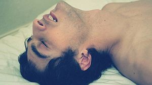 Nu ai mai auzit asa ceva! Are ORGASM de fiecare data cand... "Viata mea a devenit un cosmar"