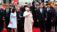 Președintele Klaus Iohannis, către Papa Francisc: Este o mare plăcere să vă avem pe pământ românesc!