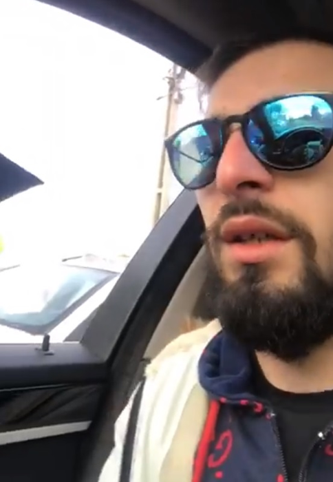 Șoferul unui BMW a vrut să-i denigreze pe polițiștii care l-au tras pe dreapta și s-a filmat. În realitate, s-a făcut de râs grav