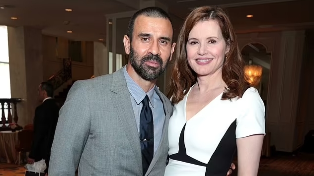După cinci ani de la despărțire, procesul de divorț dintre actrița Geena Davis și Dr. Reza Jarrahy a ajuns la final
