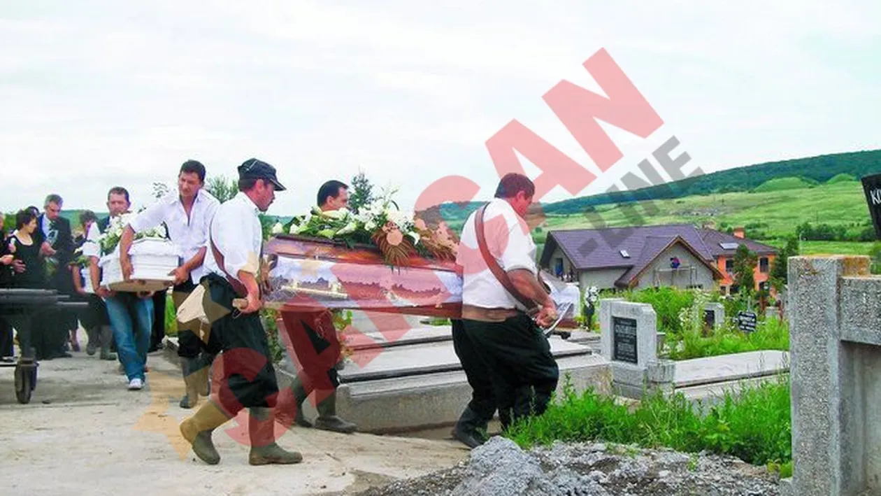 A fost inmormantat cu fiii pe care i-a ucis