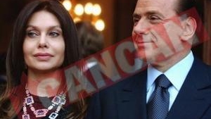 Berlusconi, atacat de sotie