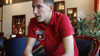 Si a doua Pacatoasa intra pe terenul de fotbal! Daniela Crudu e in tandreturi cu Mihai Costea