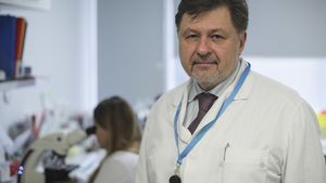 Alexandru Rafila, avertisment pentru români: ”Vedeţi că numărul de cazuri a crescut uşor...”