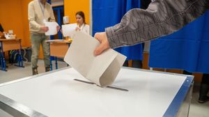 Surpriză uriașă: cine e pe locul 3 în ultimul sondaj pentru Primăria Capitalei? Candidatul care vine puternic din urmă