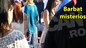 Vraja marii a atins-o si pe ea! Monica Iagar, dans pe plaja cu un barbat misterios