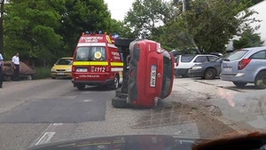 A fost implicată într-un accident rutier. Martorii au crezut că nu văd bine: cine era la volan