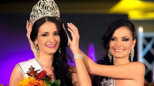 Una dintre cele mai frumoase femei din Romania ataca Miss Grand International 2014 din Thailanda! Ce pasiune de TOCILAR are
