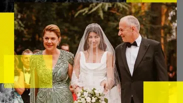 Așa a strălucit la Veneția soția lui Geoană! Soacra mică a făcut furori, la cea mai scumpă nuntă ever a unei românce, 5,5 mil. $! + Fiica ei nu și-a luat ochii de pe ea!