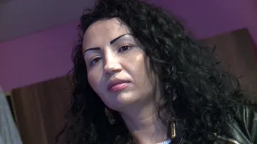 Narcisa uita complet de maniere atunci cand ii e foame! Vezi aici cum infuleca nevasta lui Guta!